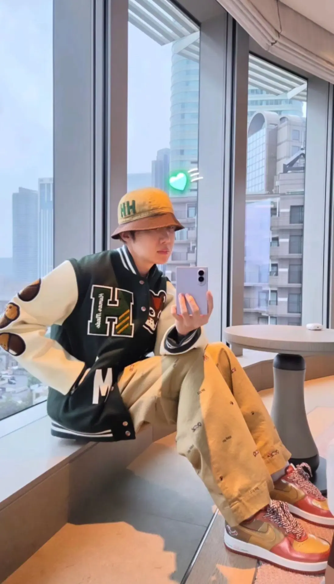 Хоби: Специальная экскурсия от NIGO 彡