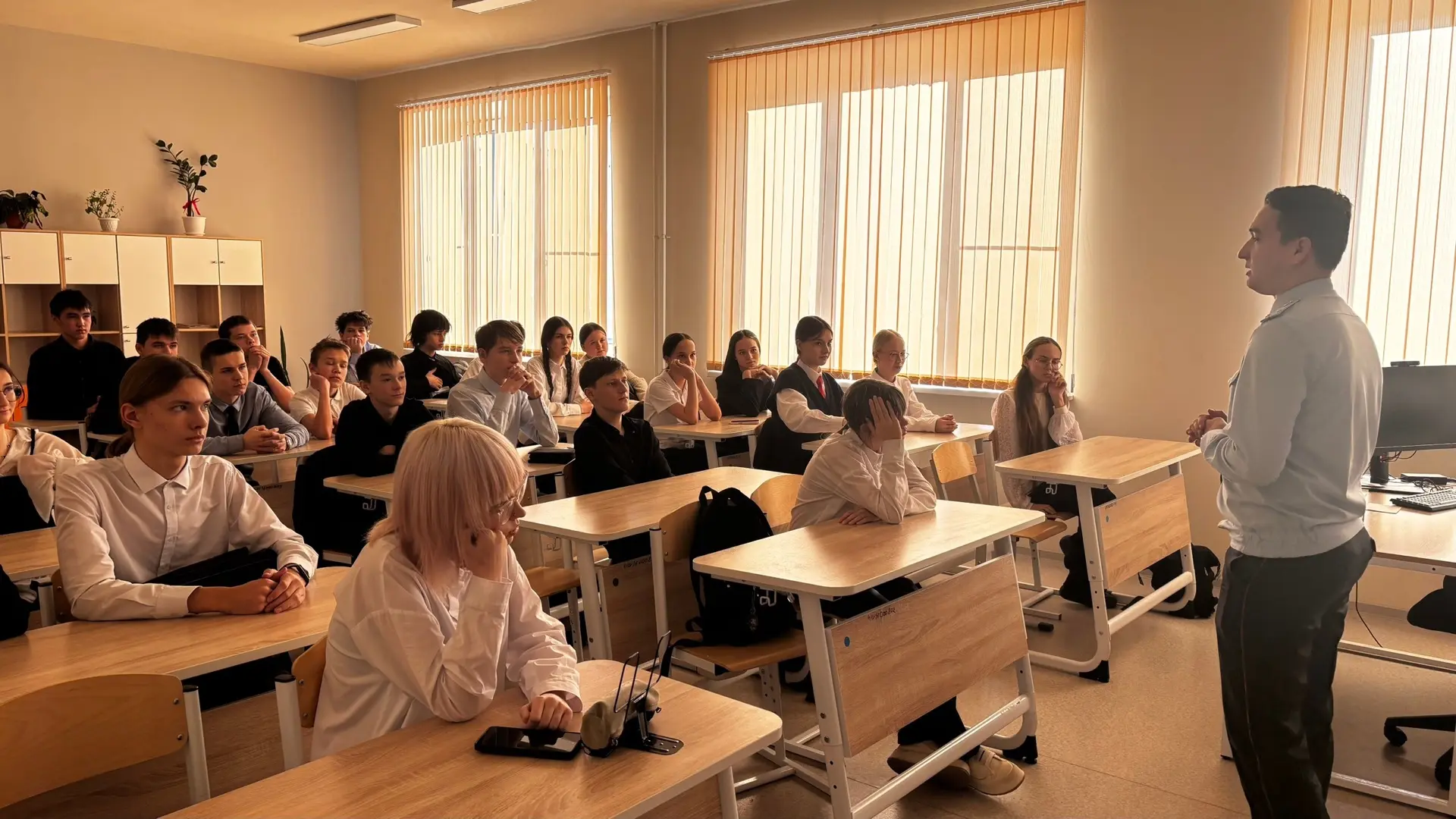В МБОУ «СОШ N 32 “ прошла Профилактика нарушений Правил дорожного движения (ПДД) в зимний период.. О