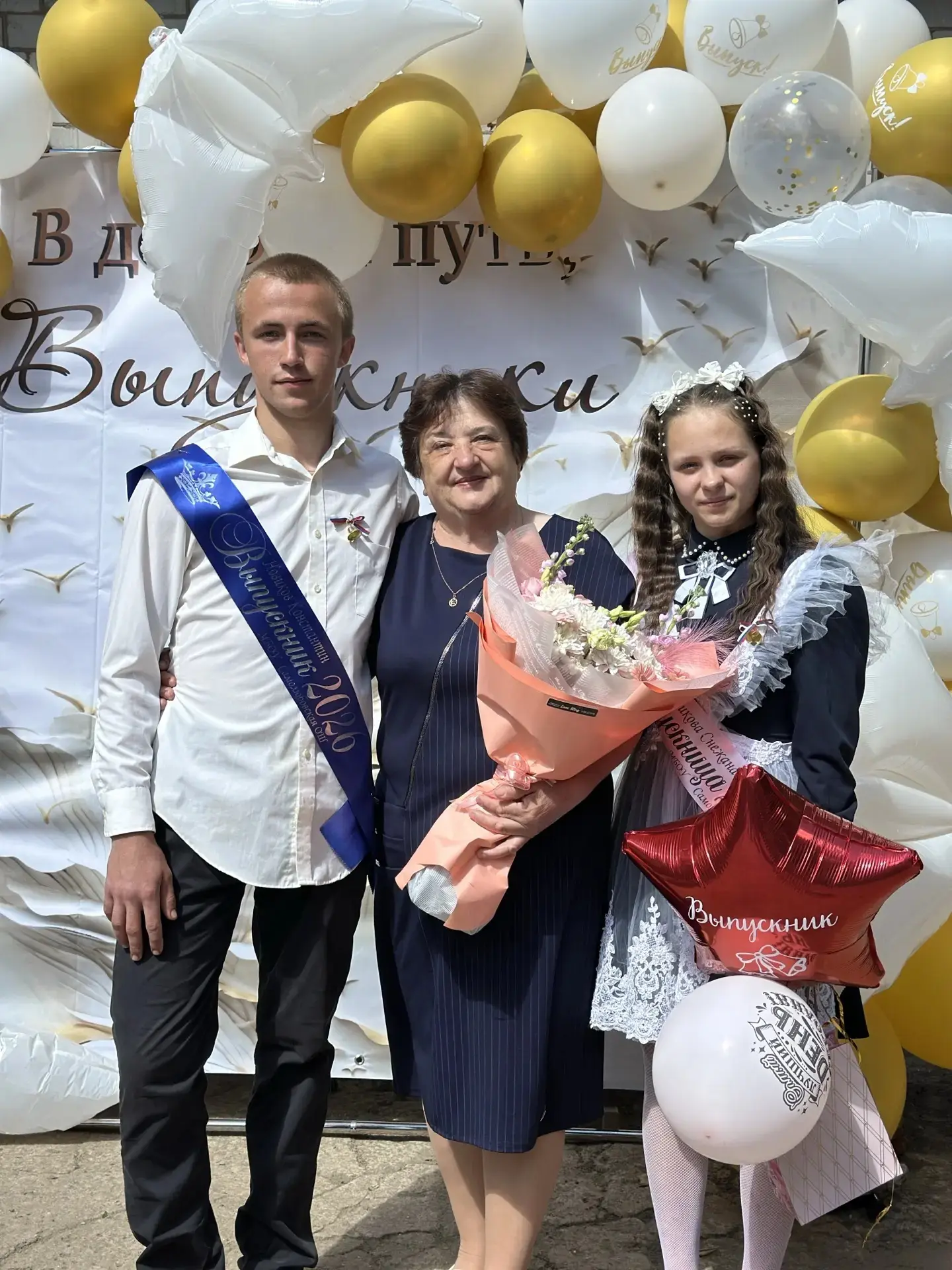 🔔В нашей школе прозвенел последний звонок для выпускников 9 класса. Это важное и трогательное событ