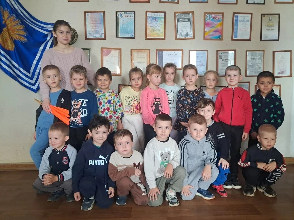 🎨 Музыка, аплодисменты и маленькие звёздочки! 🎵

Сегодня у наших ребят случился настоящий праздник
