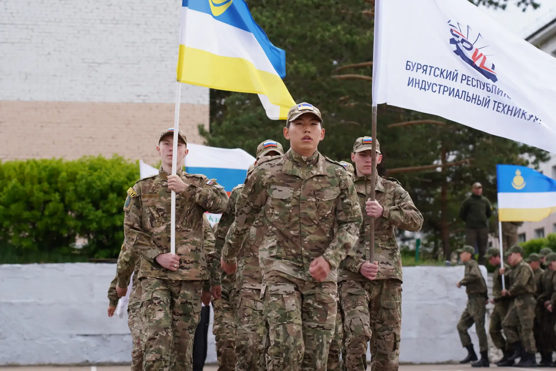 🏆 Команда БРИТ — абсолютный победитель военно-патриотической игры «Зарница 2.0»!

С 1 по 4 июня на 