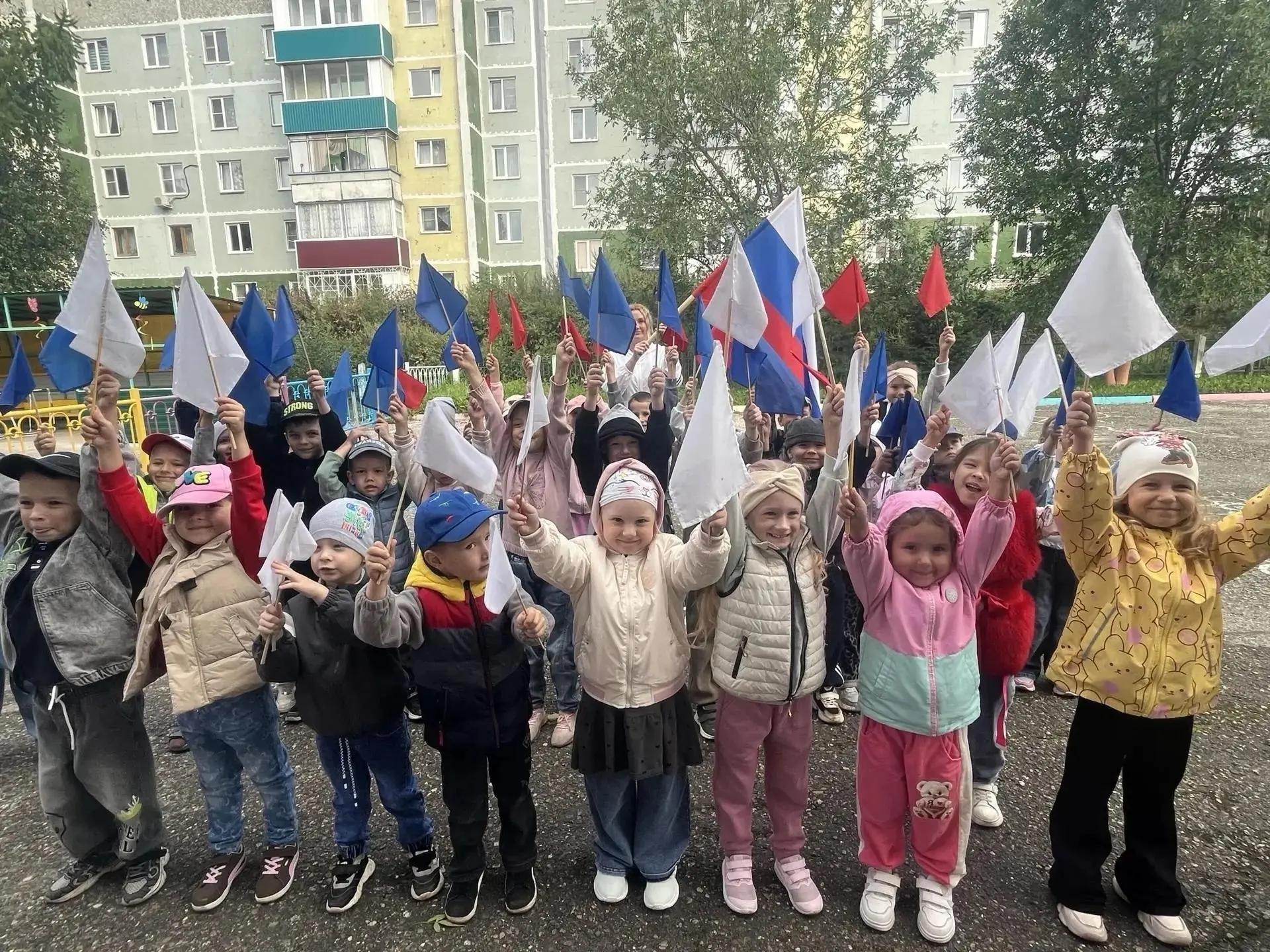 🤍💙❤️Белый, синий, красный — три полосы, в которых зашифрована тысячелетняя история на...