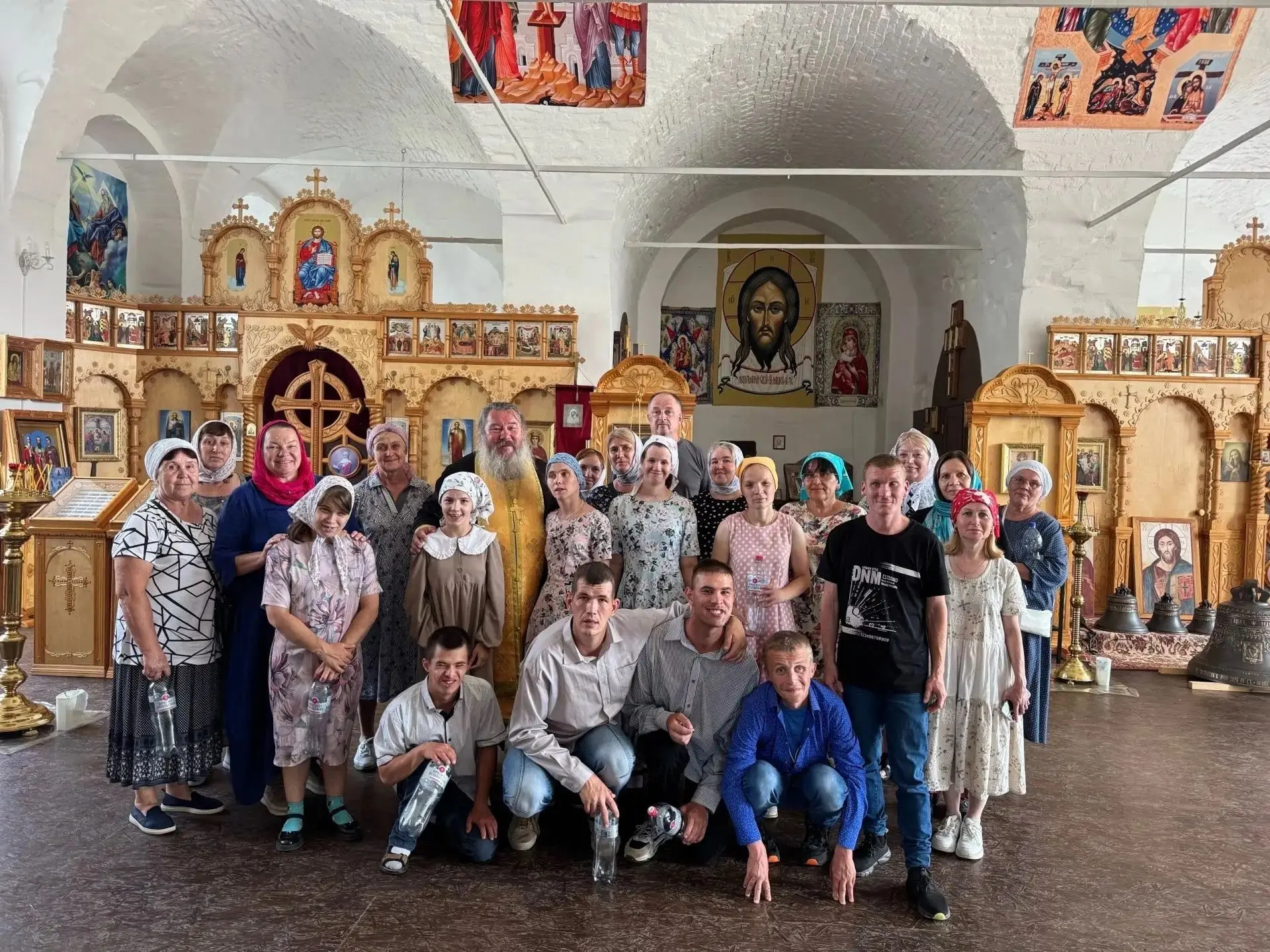 Паломничество в Омутнинск: день веры и открытий

25 июля наши ребята побывали в паломнической поездк