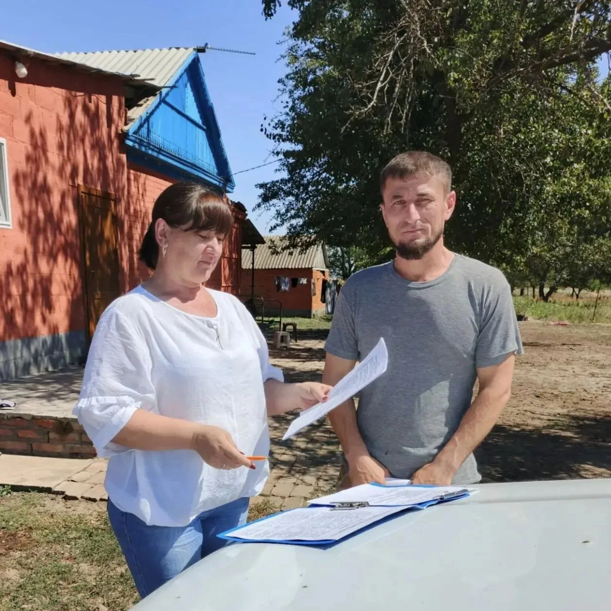 В ходе выездного рейда инспектор Администрации Савоськинского сельского поселения Галин...