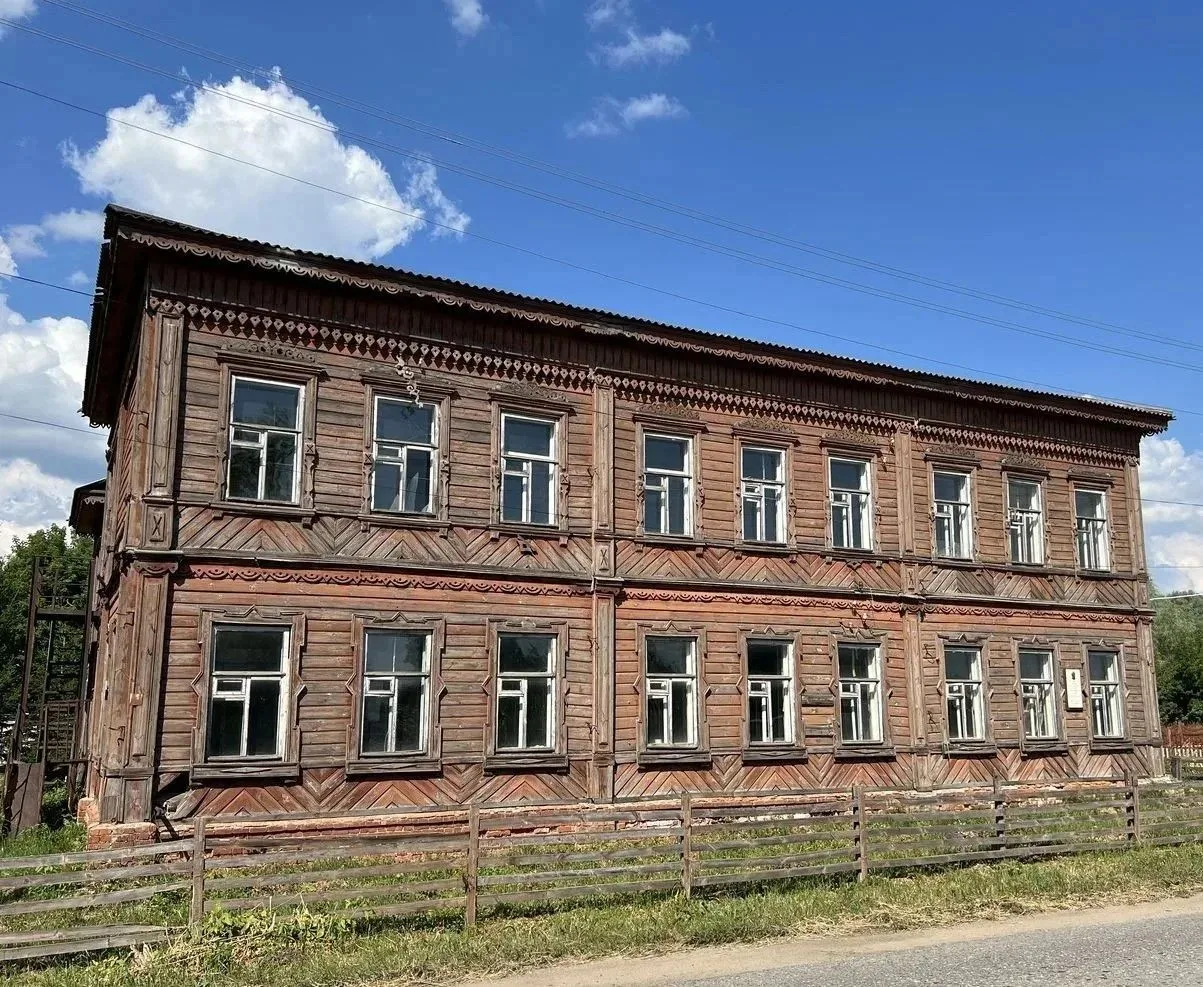 ДО/ПОСЛЕ: Историческое здание XIX века с элементами народного зодчества в селе Красные ...