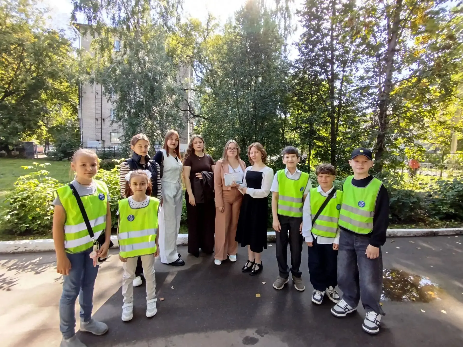 Безопасный путь к знаниям! 🚦📚