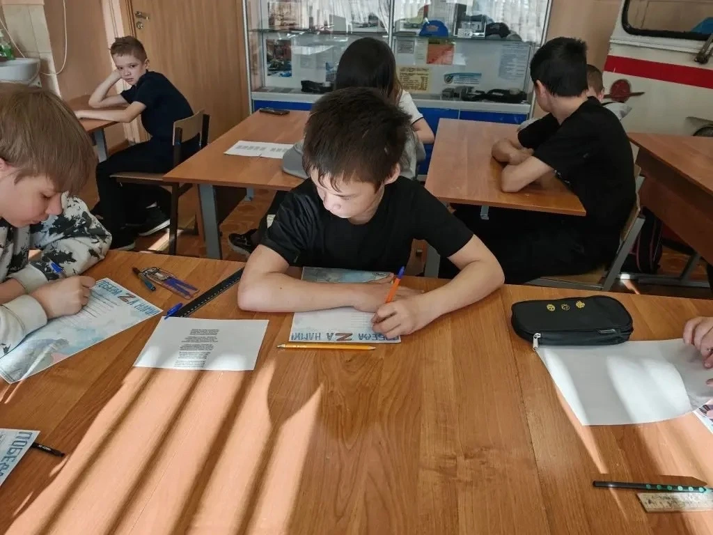 ✉️«Письма Победы» объединяют поколения!  В рамках декады «Помним! Славимся! Гордимся!» 6 «А» класс н