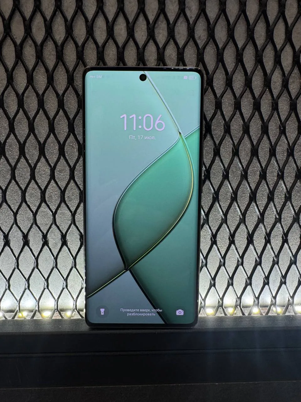 Продам телефон Tecno Spark 20 Pro +