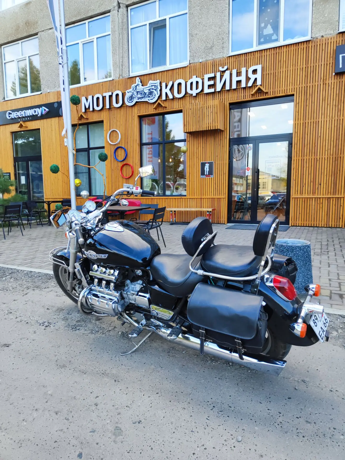 Утро начинается НЕ с кофе☕, а с поездки на 🏍мотоцикле ЗА кофе)))