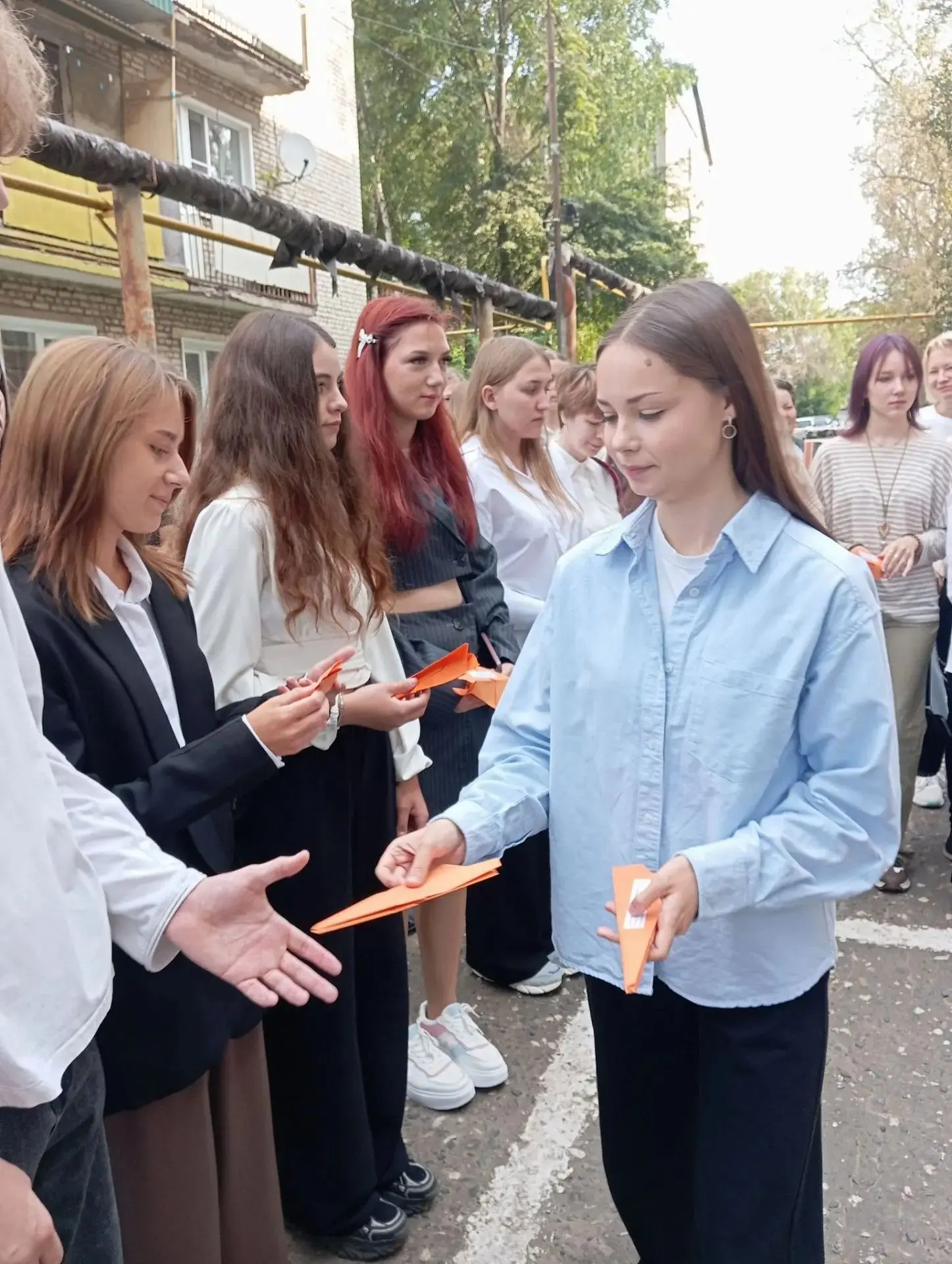 1 сентября в нашем колледже по многолетней традиции прошла торжественная линейка, посвя...