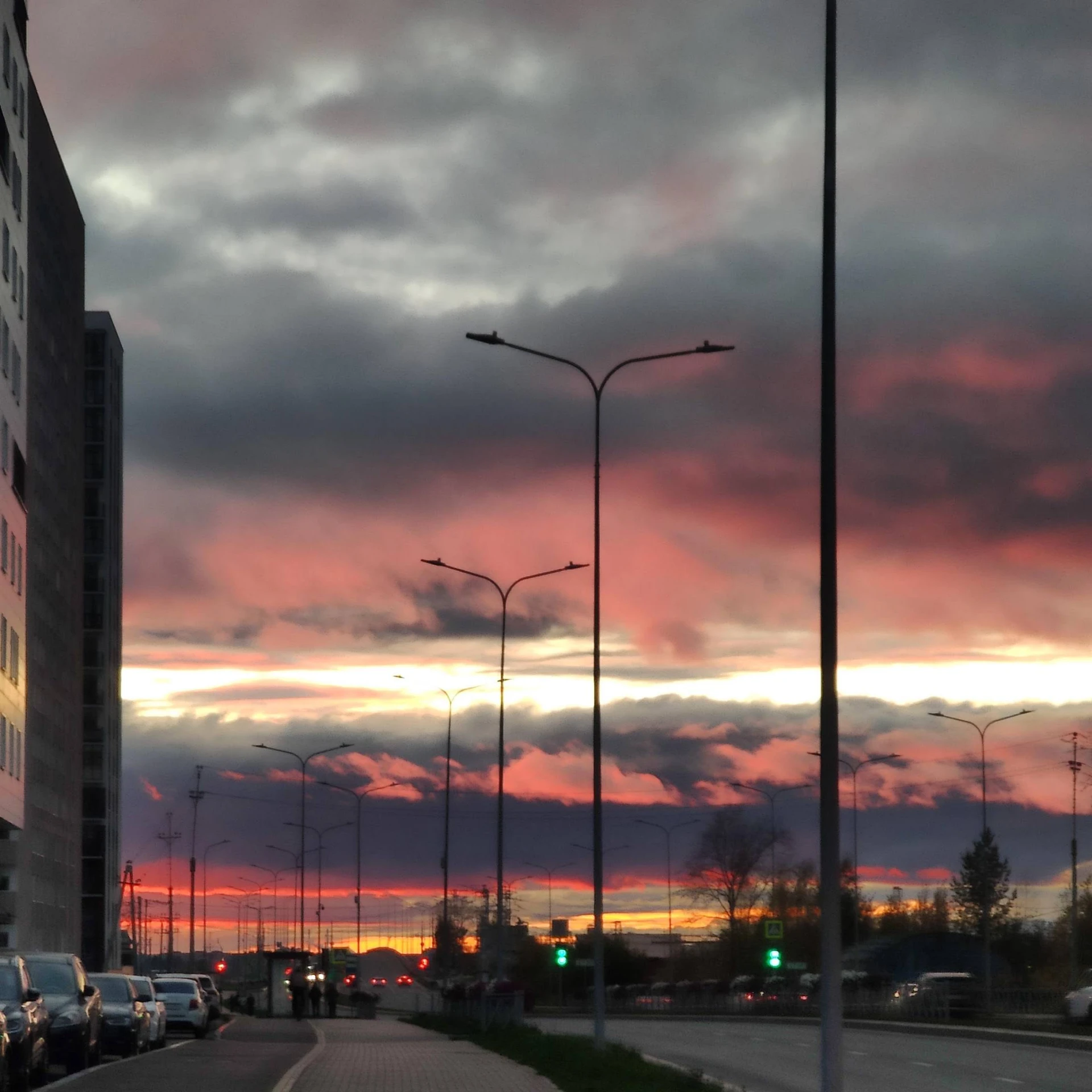 Алый закат над Пермью