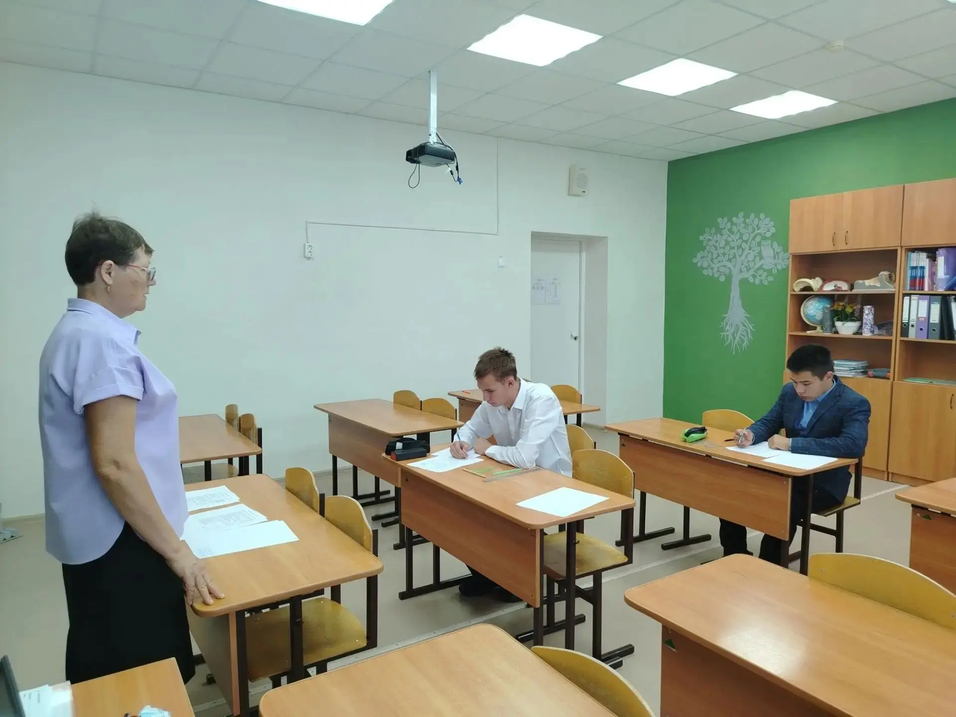 Гармония линий и торжество мысли: как прошел школьный этап олимпиады по геометрии