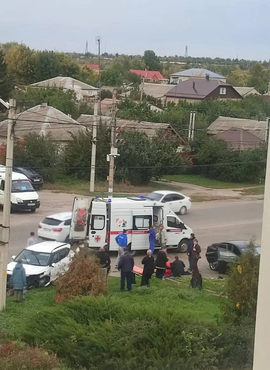 Белинского Мира авария