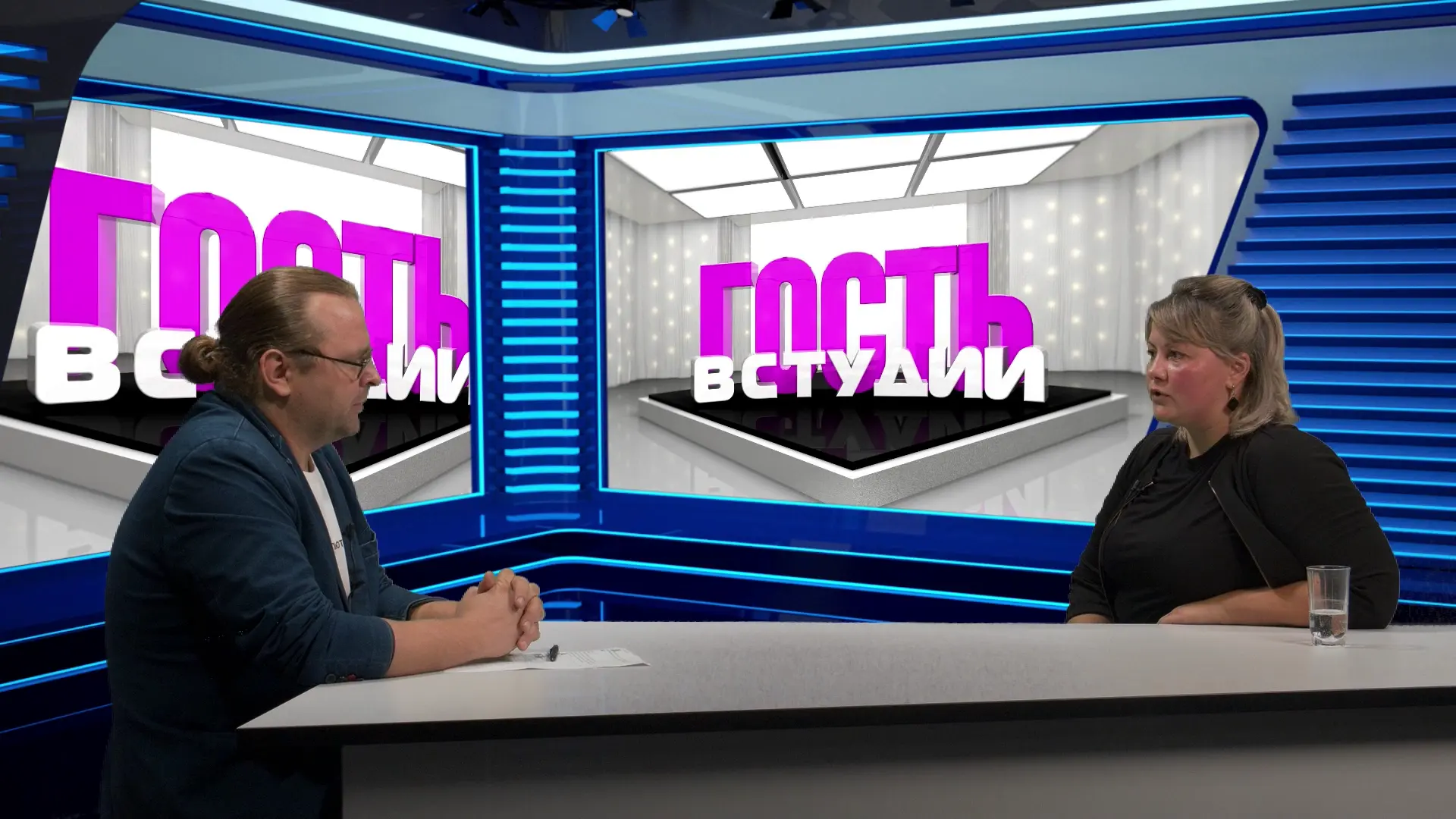 Сегодня в нашей студии — Анастасия Сафронова. Она не военный, не политик и не профессио...