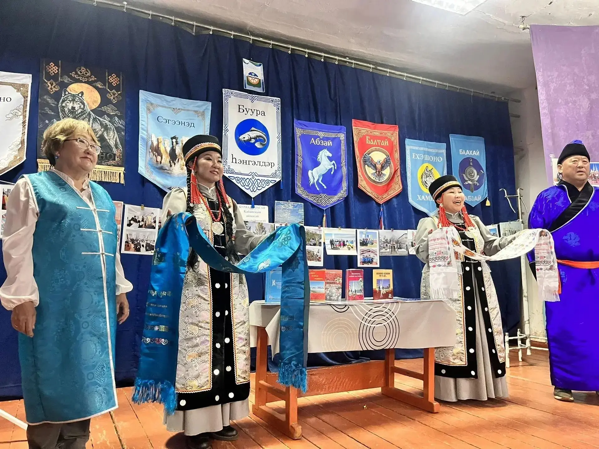 📣Достойно
представил наш район
 
Ансамбль "Худара"
⬇️ 
на Межрегиональном
этнокультурном фестивале
