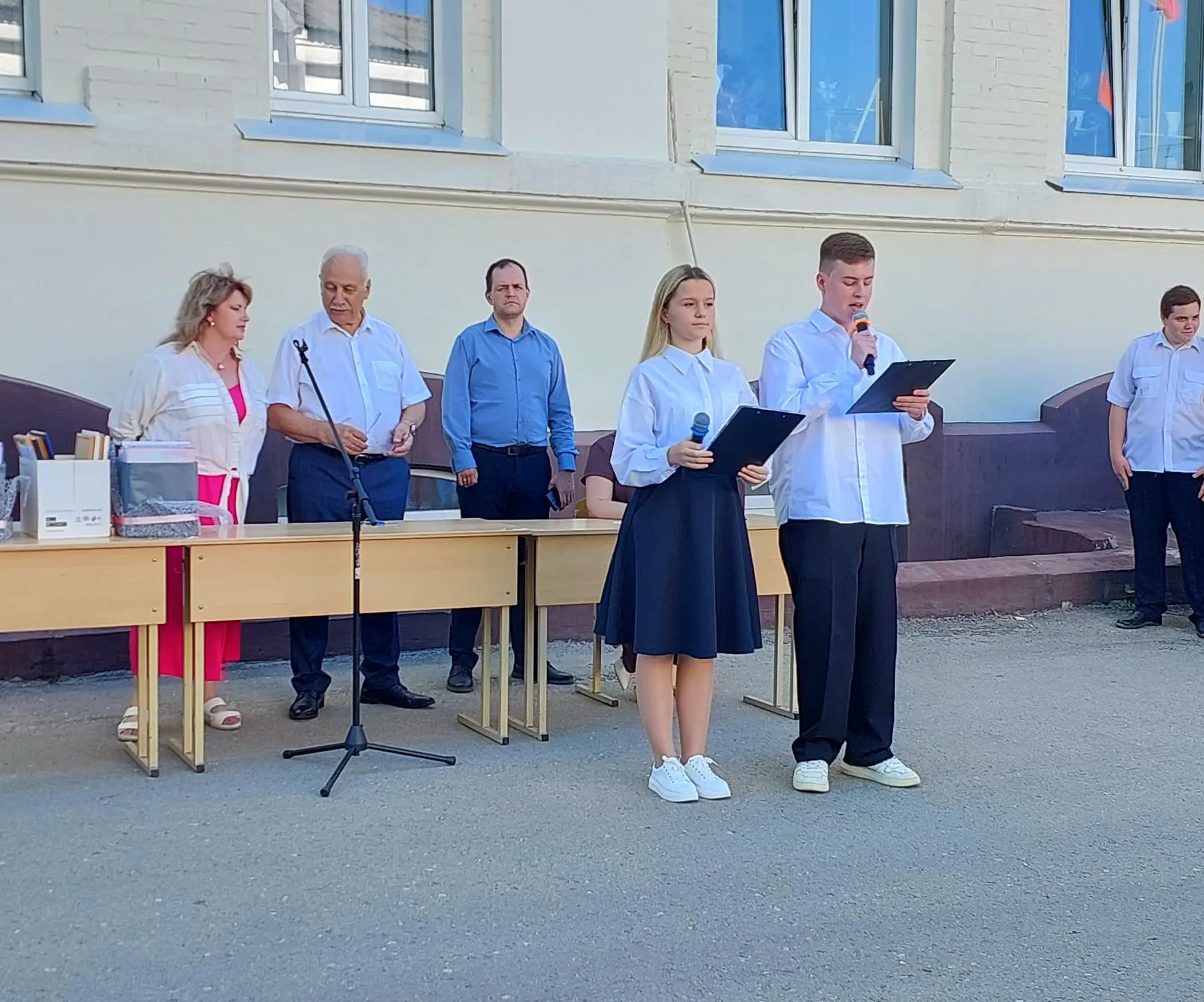 🎓 Сегодня в нашем лицее состоялось торжественное вручение аттестатов учащимся 9‑х классов! 

Ребята