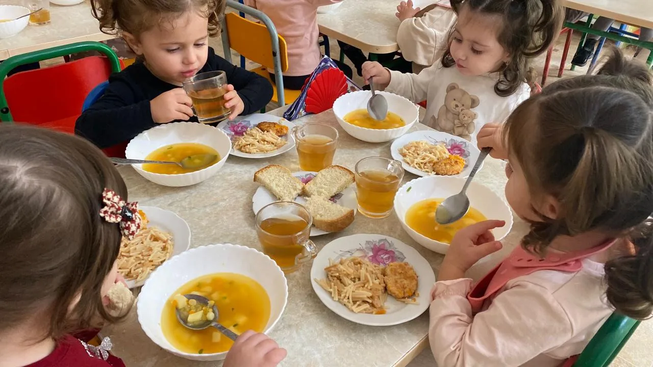 Мы обедаем 🤗