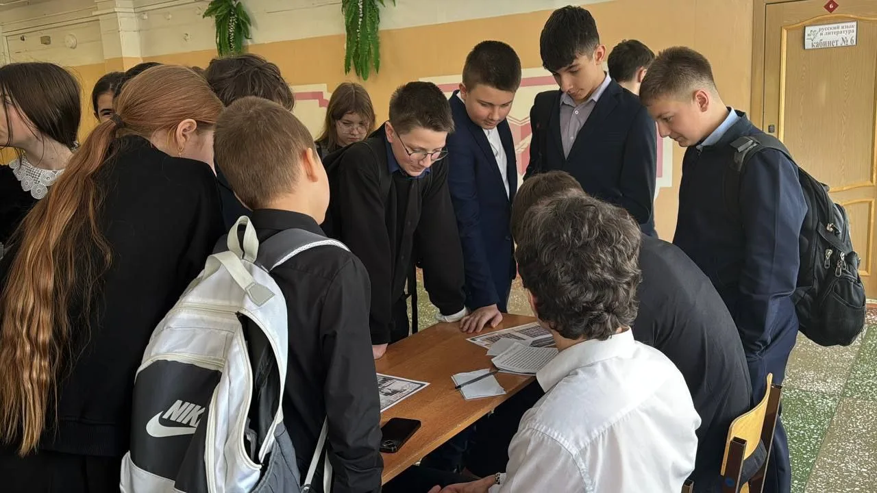 Путешествие, которое меняет взгляд на мир  Вчера, 28 января, в стенах нашей гимназии было особенно т