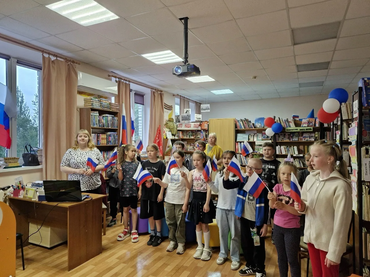 🇷🇺12 июня в нaшей стрaне отмечaется День России. Это прaздник свободы, мирa и добрa. Он символизир