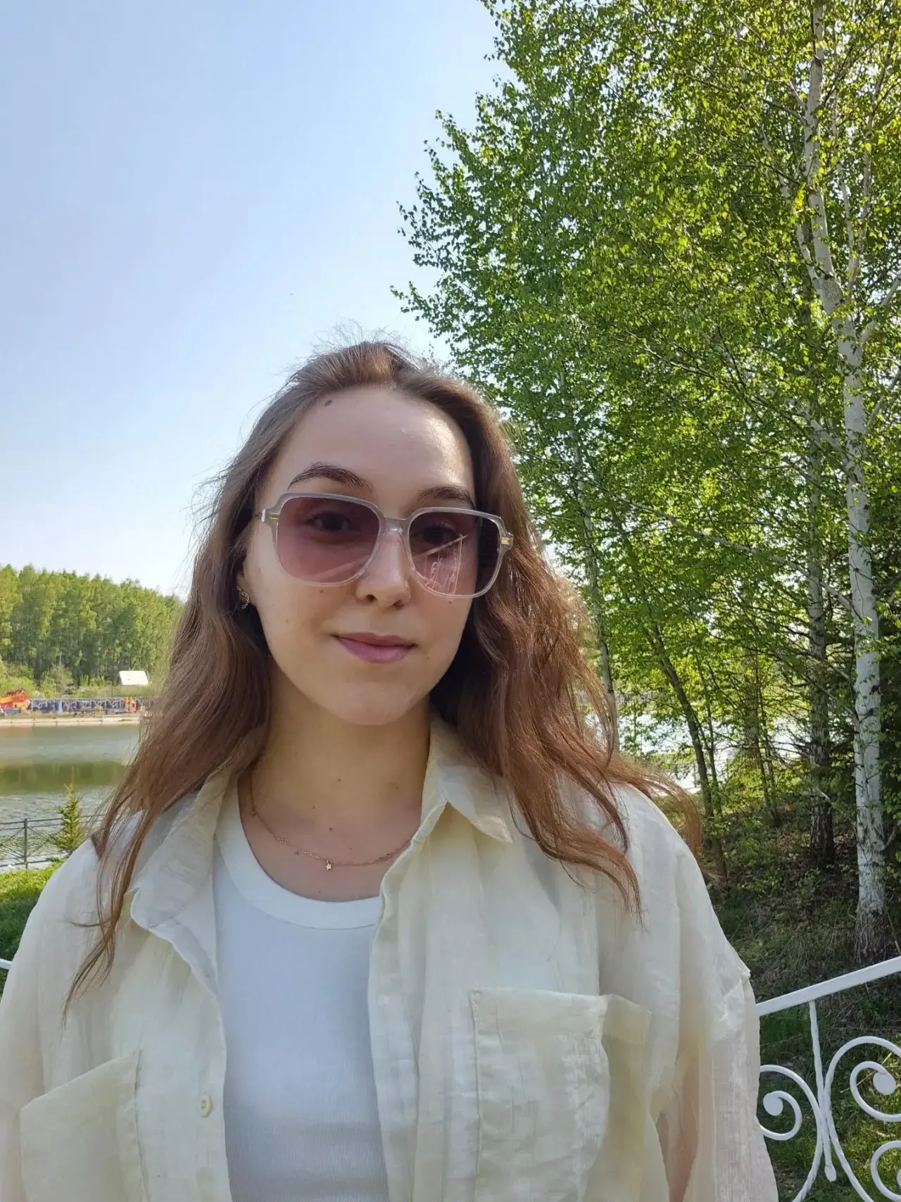 СЕГОДНЯ ОТМЕЧАЕТ СВОЙ ДЕНЬ РОЖДЕНИЯ ЗАМЕЧАТЕЛЬНАЯ ДЕВУШКА АРТИСТКА БАЛЕТА НАШЕГО АНСАМБЛЯ РОЗАЛИНА М