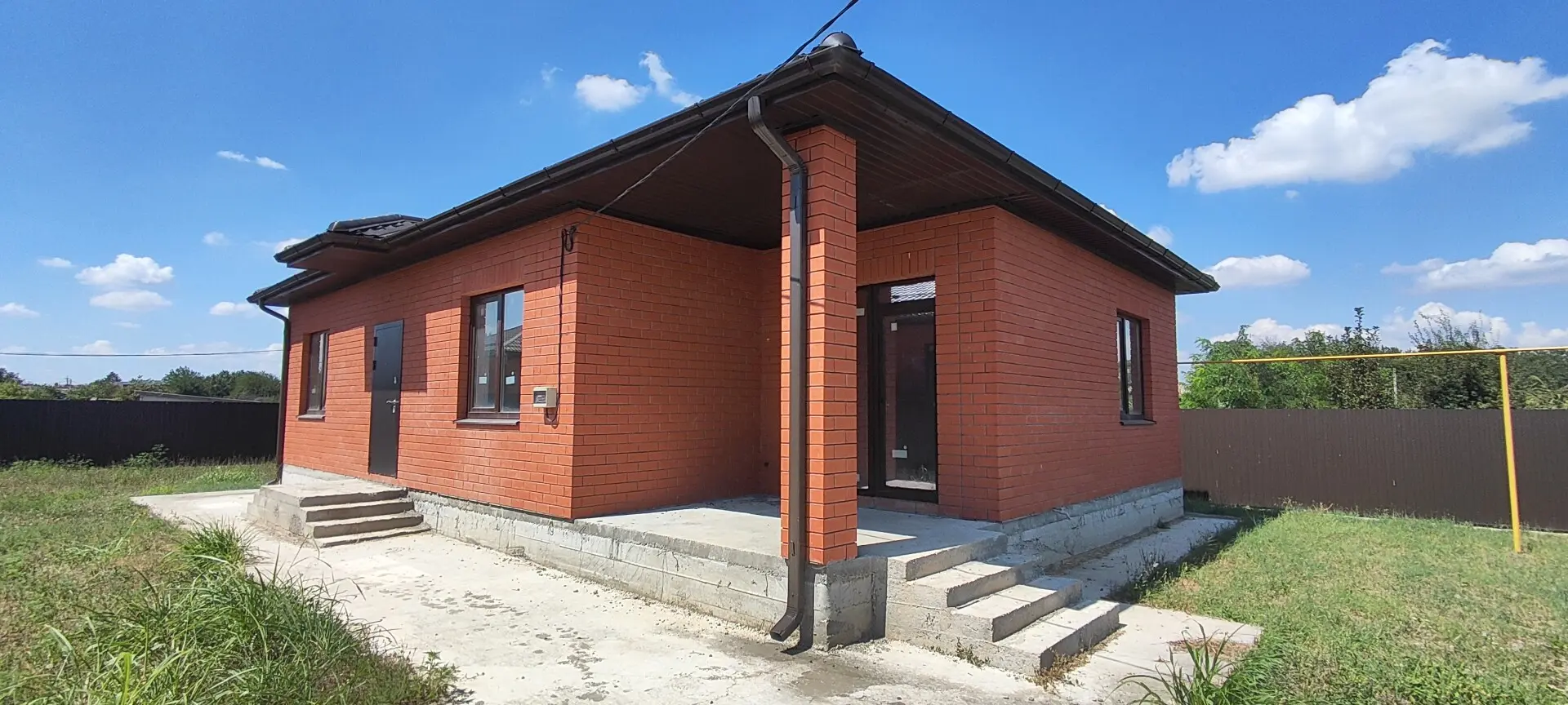 🏡 Просторный дом в станице Старомышастовская — в центре, но в тихом тупиковом переулке