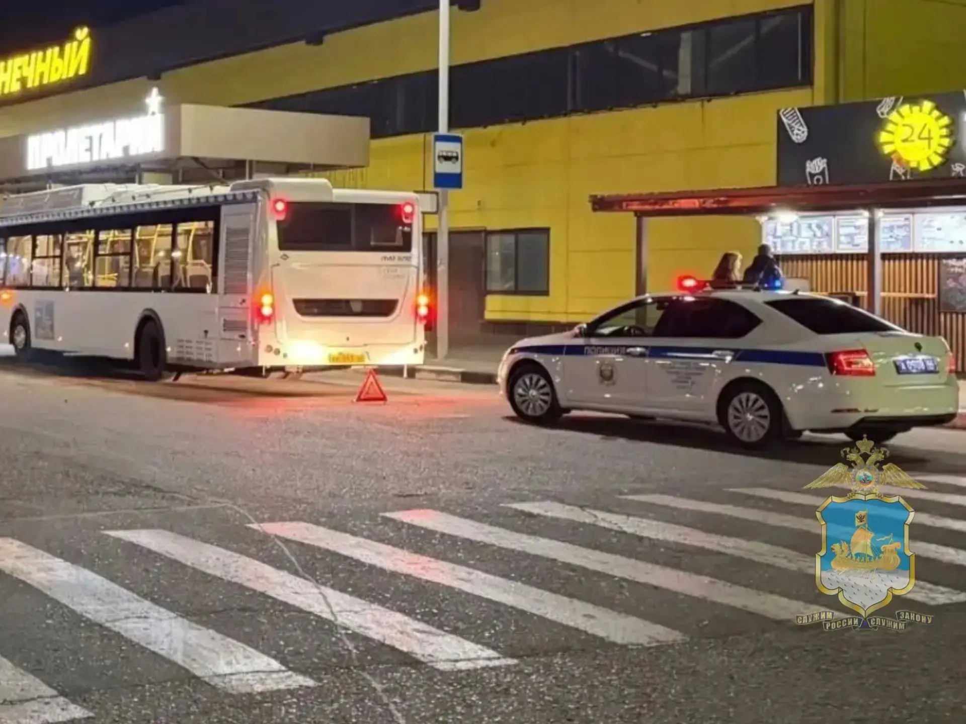 В Костроме автобус сбил 10-летнего мальчика на конечной остановке