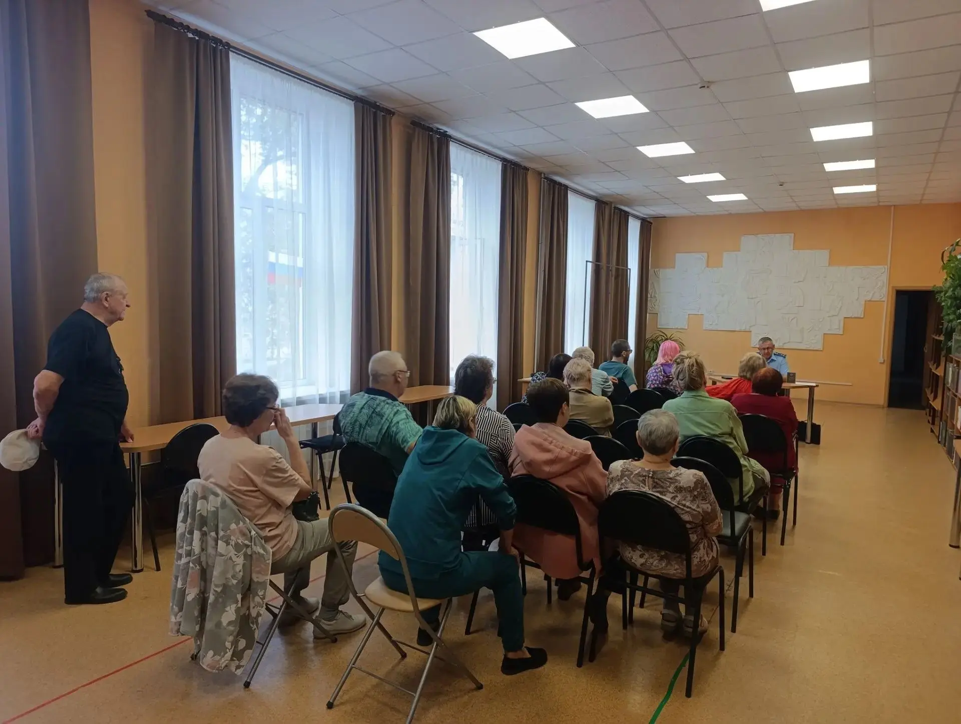 Встреча с прокурором города в Центральной районной библиотеке