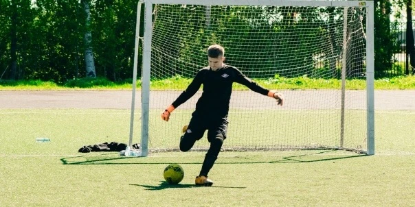 ⚽ Турнир по мини-футболу среди общежитий САФУ  На стадионе «Буревестник» прошёл этап Спартакиады сре