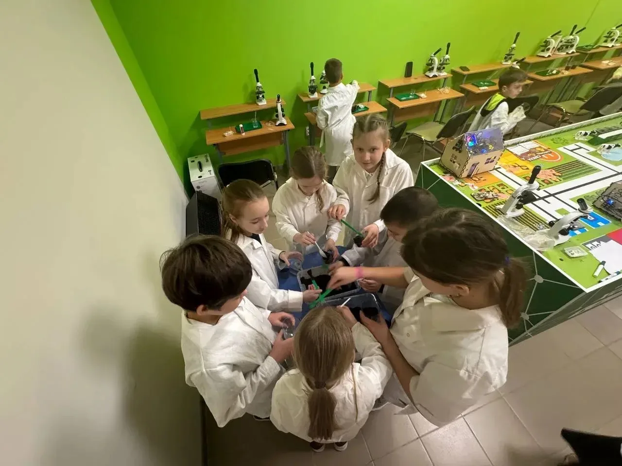 В МИРЕ НЕВИДИМЫХ ТАЙН И ЖИВОЙ ПРИРОДЫ!   🔎В январе месяце в нашей «Школе экспериментов» кипела насто