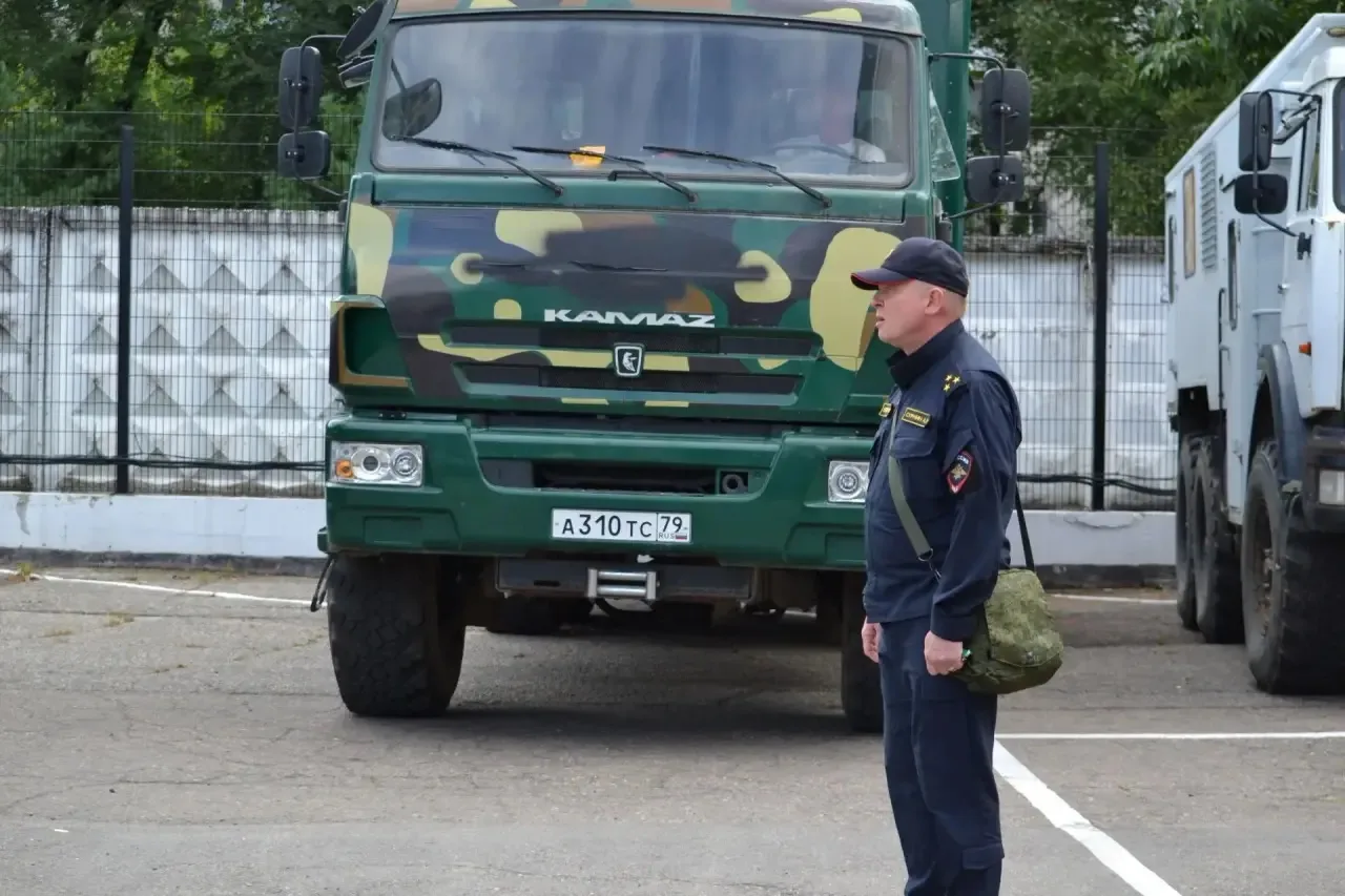 Безопасность в приоритете: полиция Биробиджана отработала действия при ЧС и пресечении ...