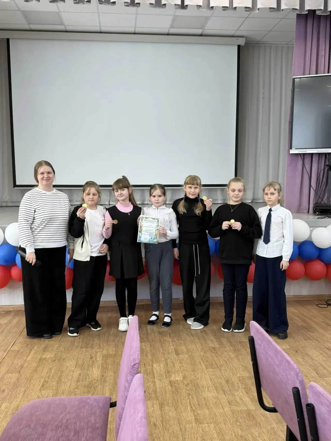 #СОБЫТИЯИНОВОСТИШКОЛЫ27 Знатоки планеты Земля: экологическая игра в школе 🌍 🌳22 апреля, в Международ