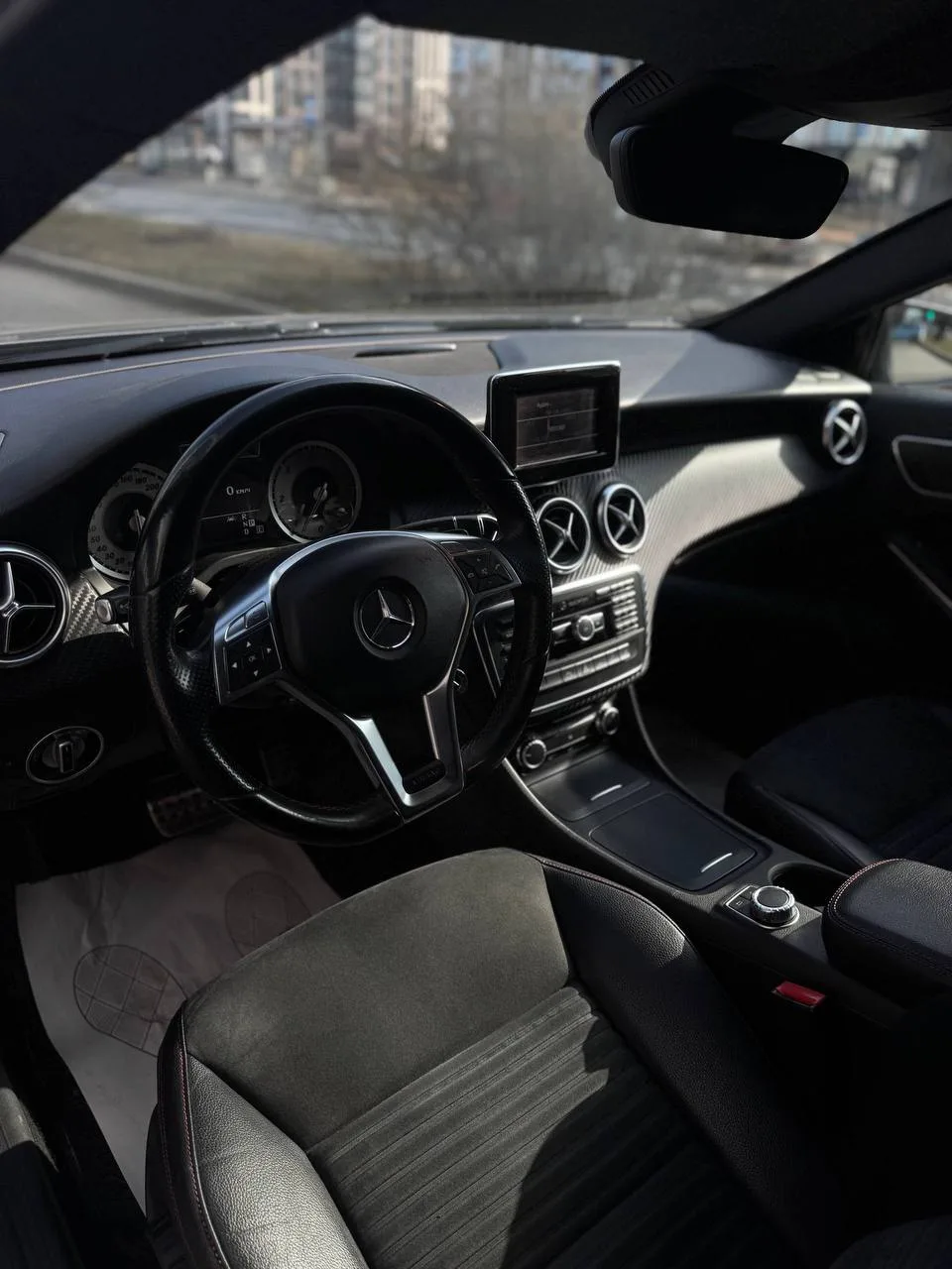 Бронь снята - автомобиль снова в продаже  MERCEDES-BENZ A200d   Год выпуска — 2012  1.8 | дизель | 1