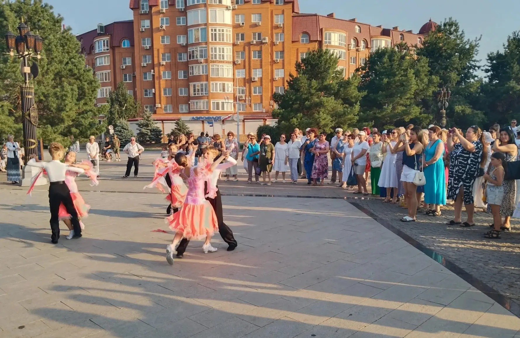 «Русские вечерки» подарили гостям прекрасное настроение

🌞В минувшую субботу на Петровской набережн