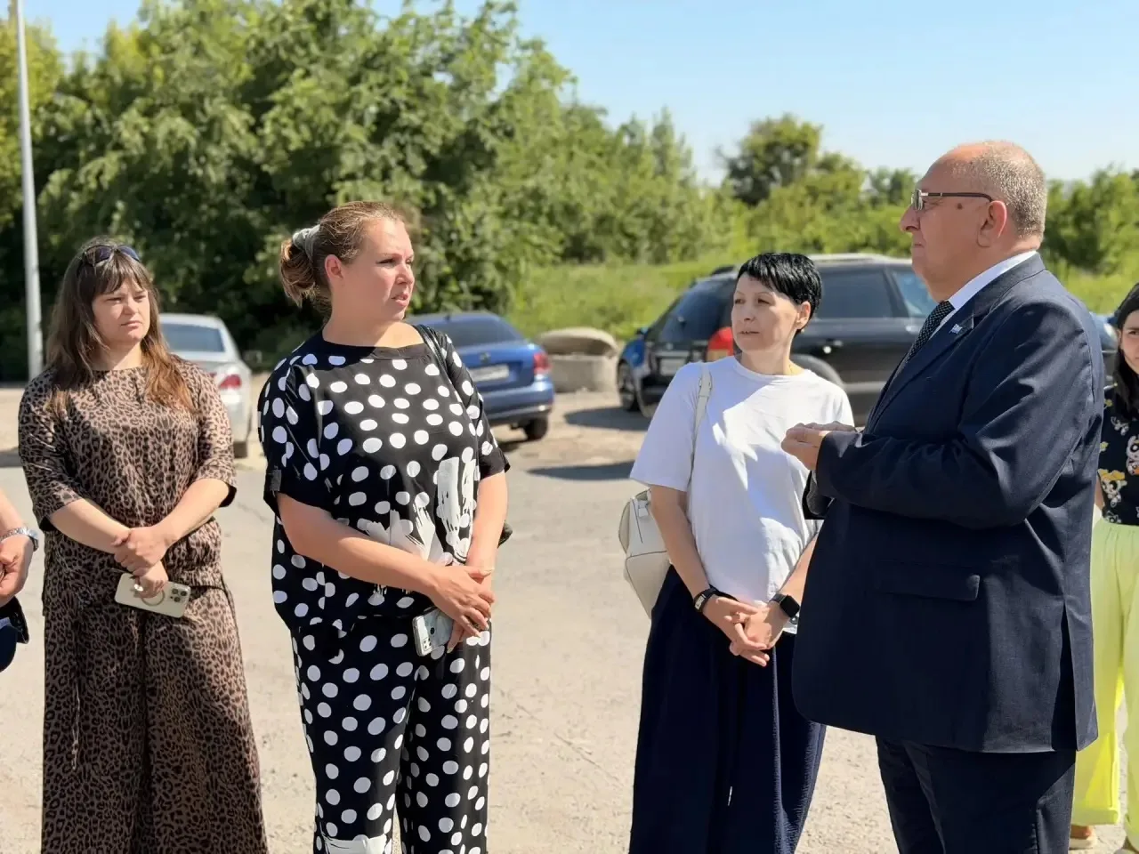 Провел встречу с жителями ЖК «Радуга»