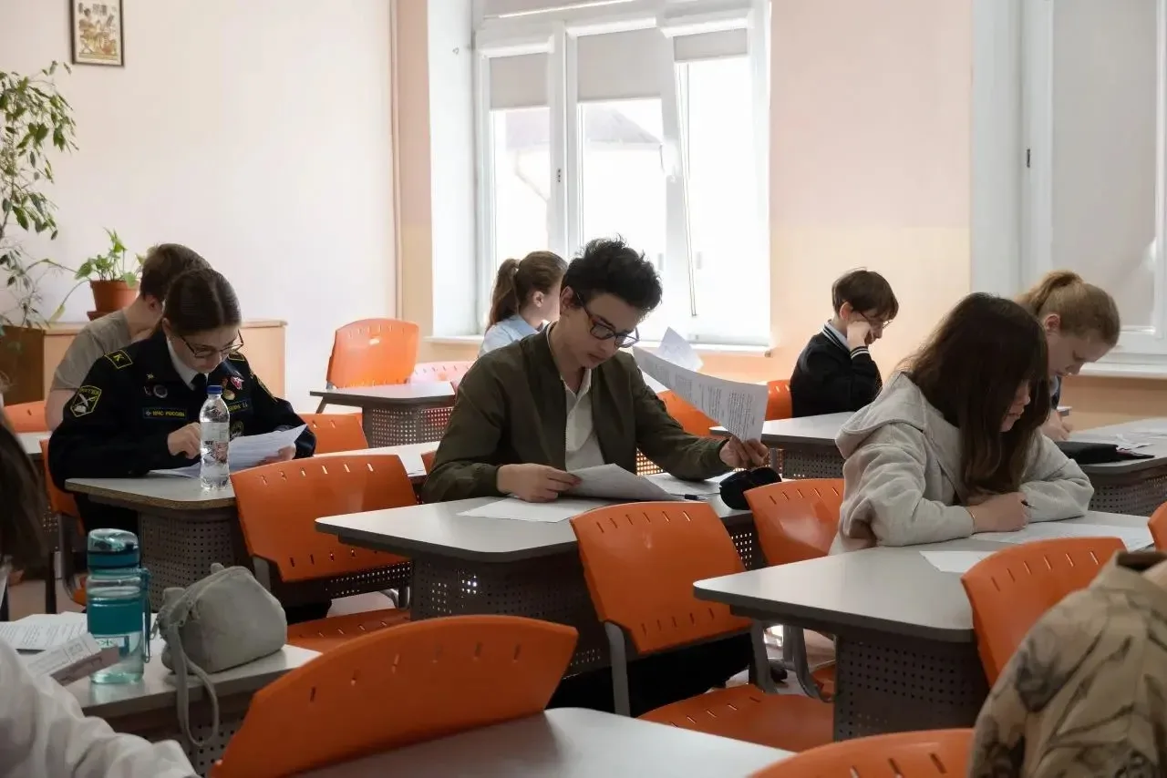 Обучающийся 7в класса нашей школы Александр К., принял участие в заключительном этапе XVI открытой м