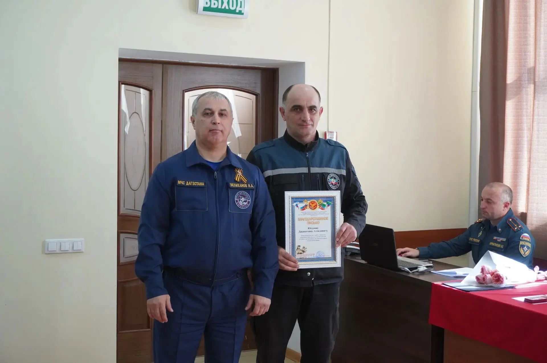 🎗В МЧС Дагестана состоялось торжественное мероприятие ко Дню пожарной охраны   Открывая праздничное 