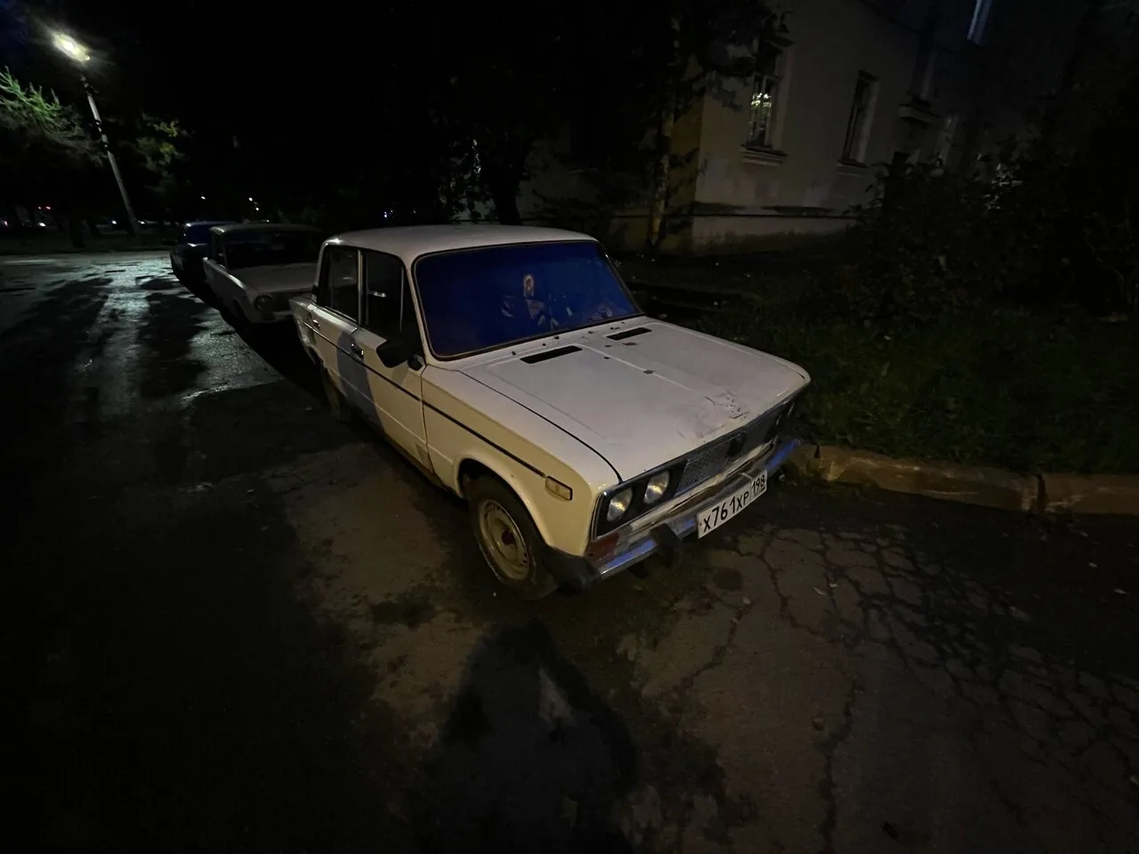 Ваз 2106 в разбор, все кроме двигателя, коробки, кардана и моста. Все есть, торпеда, пе...