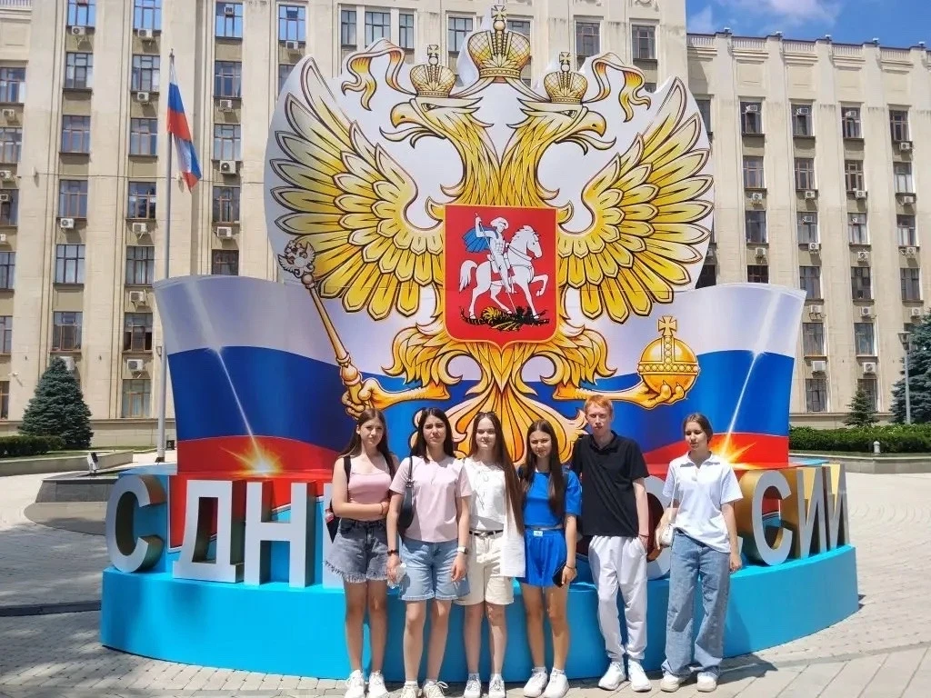 Больше, чем путешествие 🗿

📌 Сегодня в автобусно-пешеходную экскурсию в Краснодар с прогулкой по ц