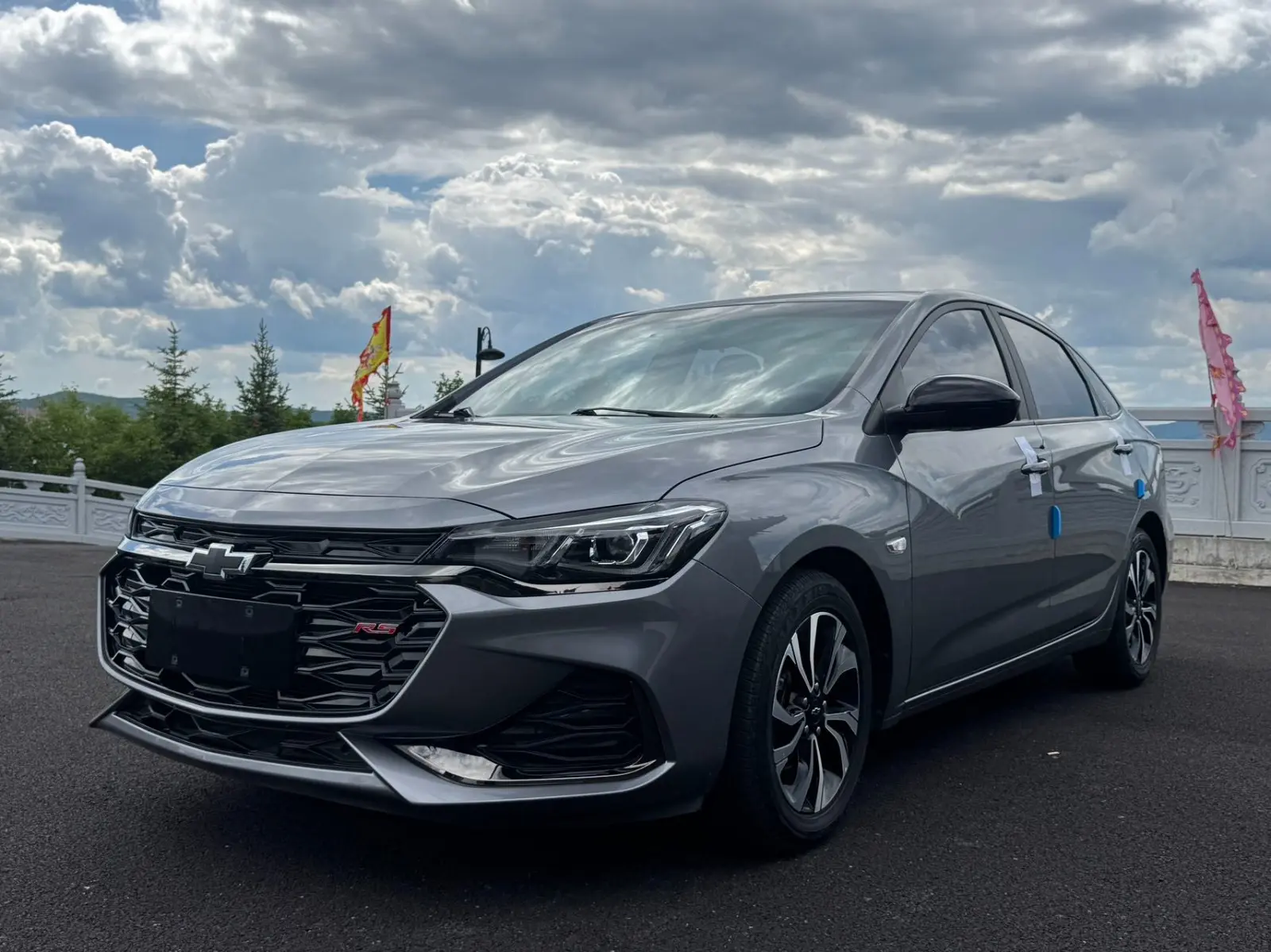 Chevrolet Monza🇨🇳

Выпускает это седан совместным предприятием General Motors в Китае с 2019 года.