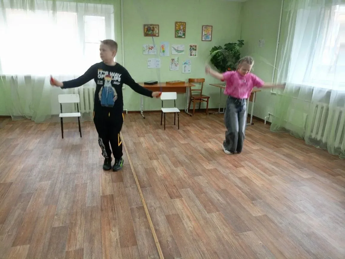 В ПК "Факел" Центра развития творчества детей и юношества педагоги-организаторы Хропот ...