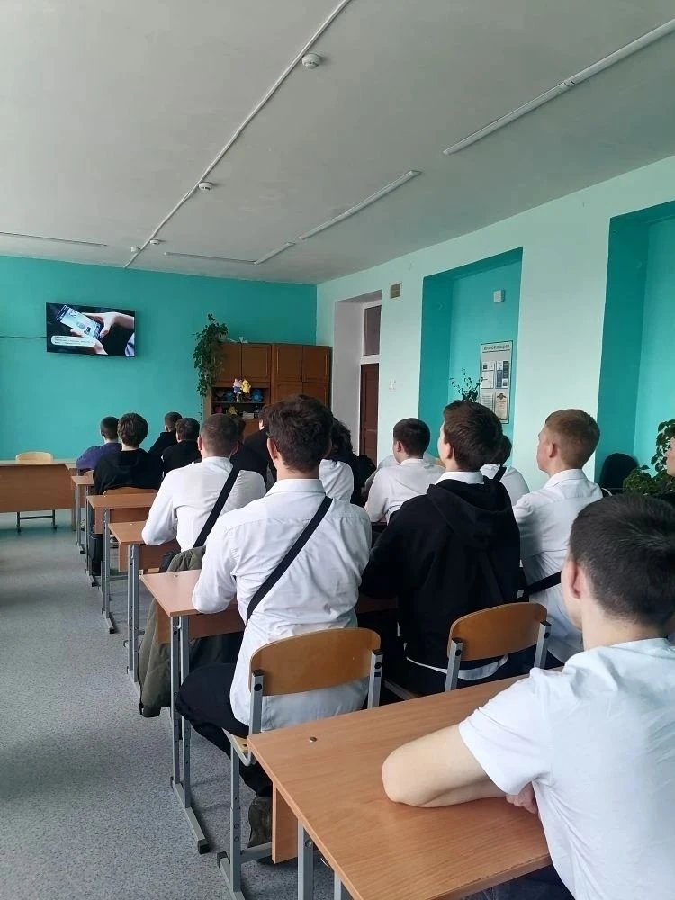Знать, чтобы не ошибиться: в техникуме прошли классные часы, посвященные правовой грамо...