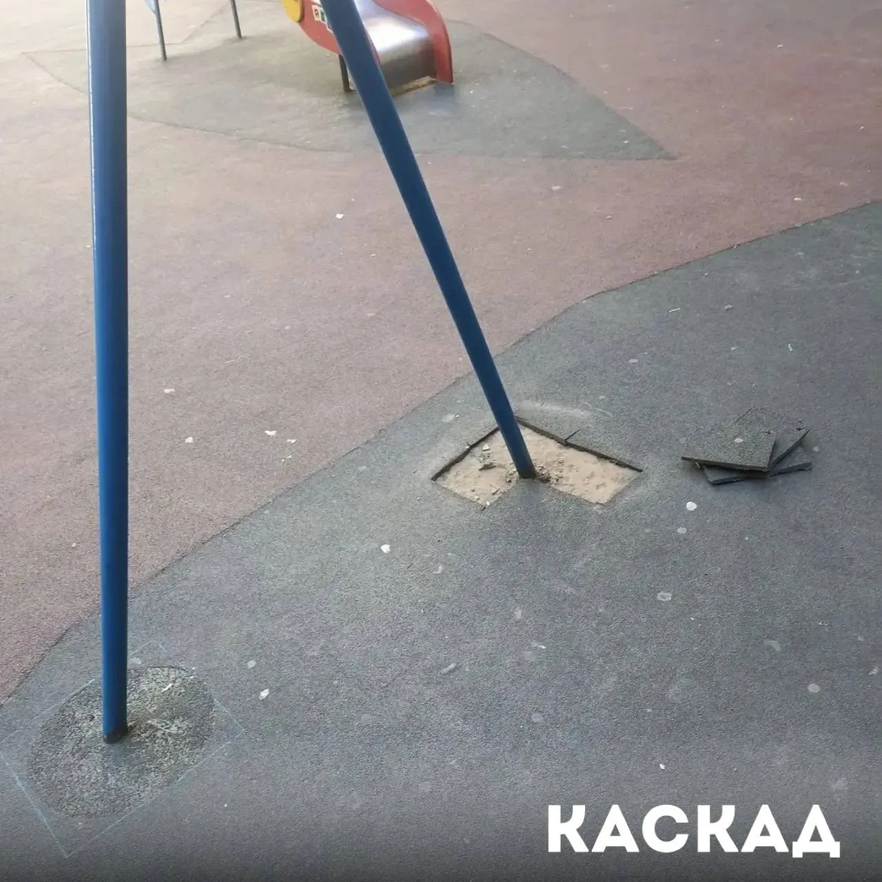 В рамках плановых работ по поддержанию детских игровых площадок в безопасном и комфортн...
