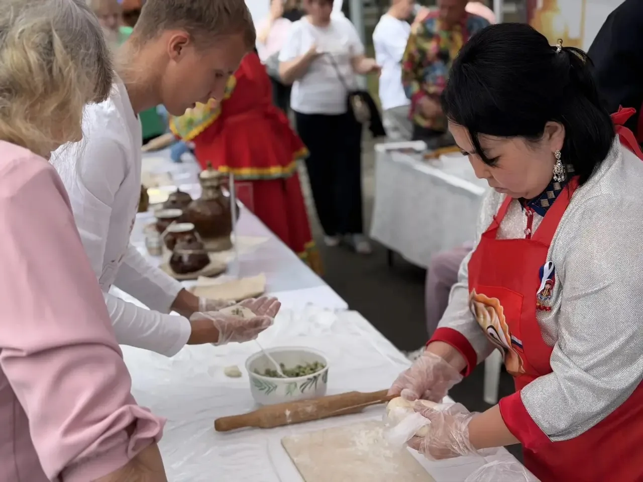 День России для клуба «Телеут» выдался по-настоящему насыщенным!🇷🇺

Пока наши сотрудники представл