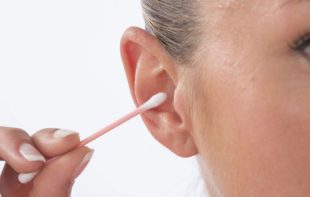 👂 Нужно ли вообще чистить уши?