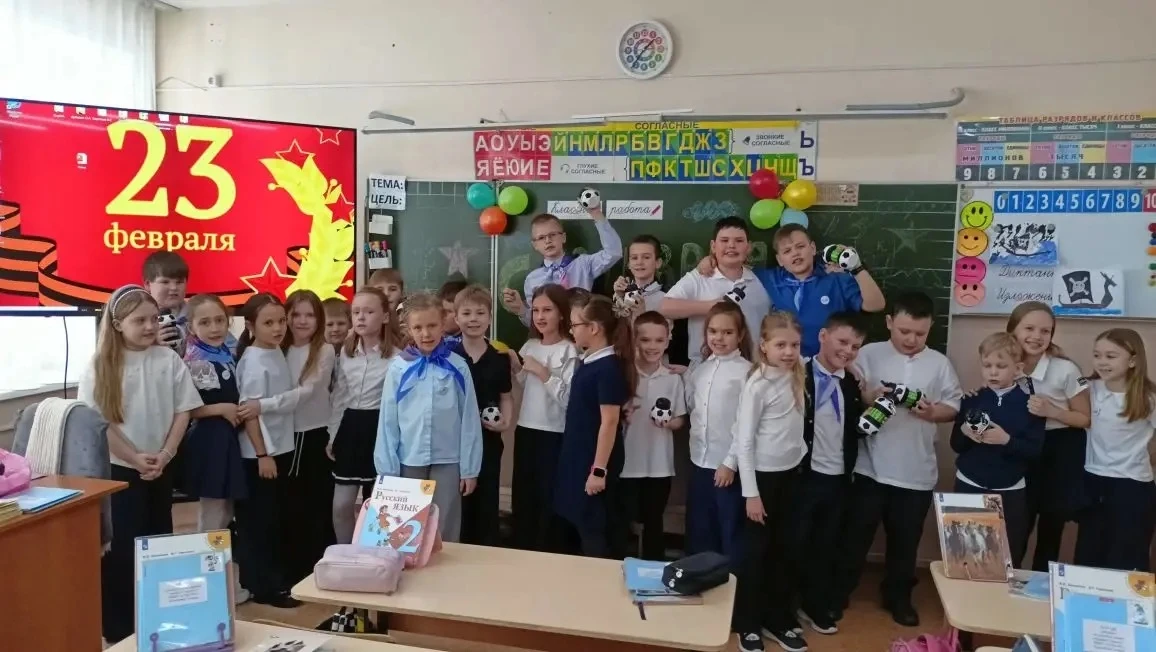 С 23 Февраля, наши будущие защитники! 🎖  В преддверии Дня защитника Отечества в нашей школе царила о