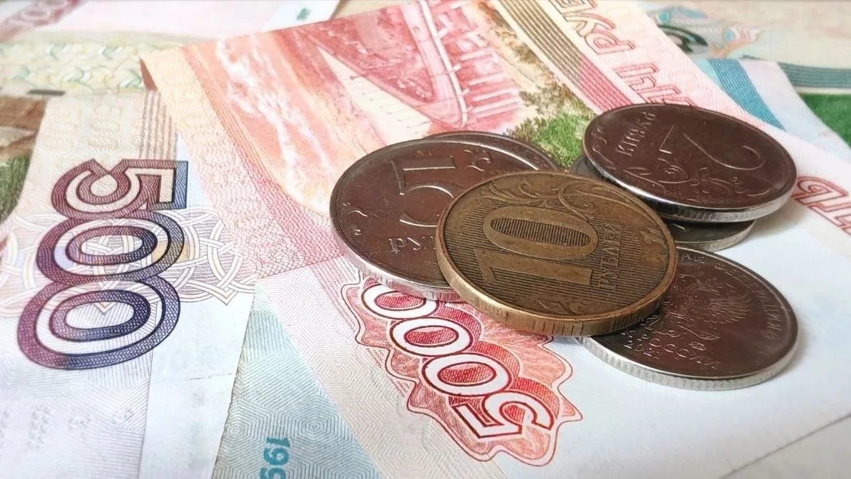 Положены ли отпускные при уходе в отпуск сразу после декрета?