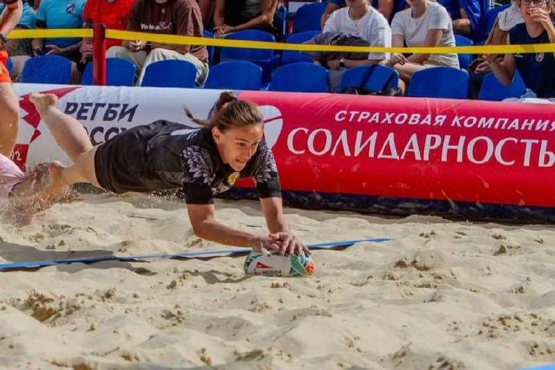 Страхования компания «Солидарность» поддержала Чемпионат России по пляжному регби ☀️