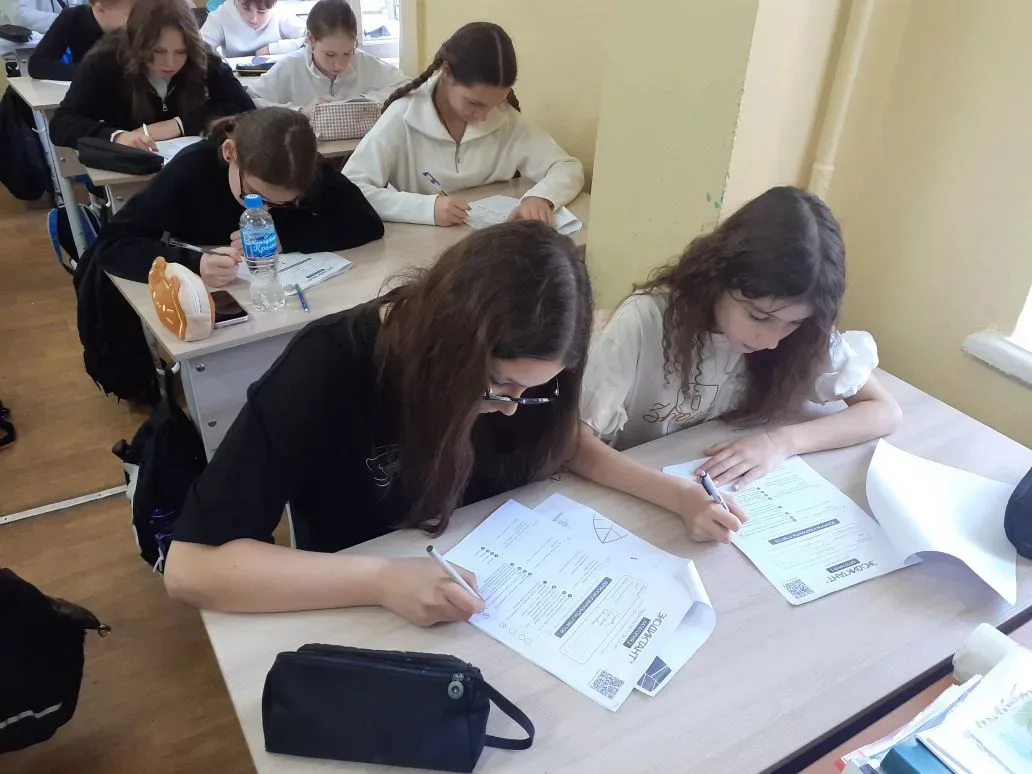 🌹Забота о природе начинается со знаний! Наша школа активно участвует во Всероссийском экологическом 