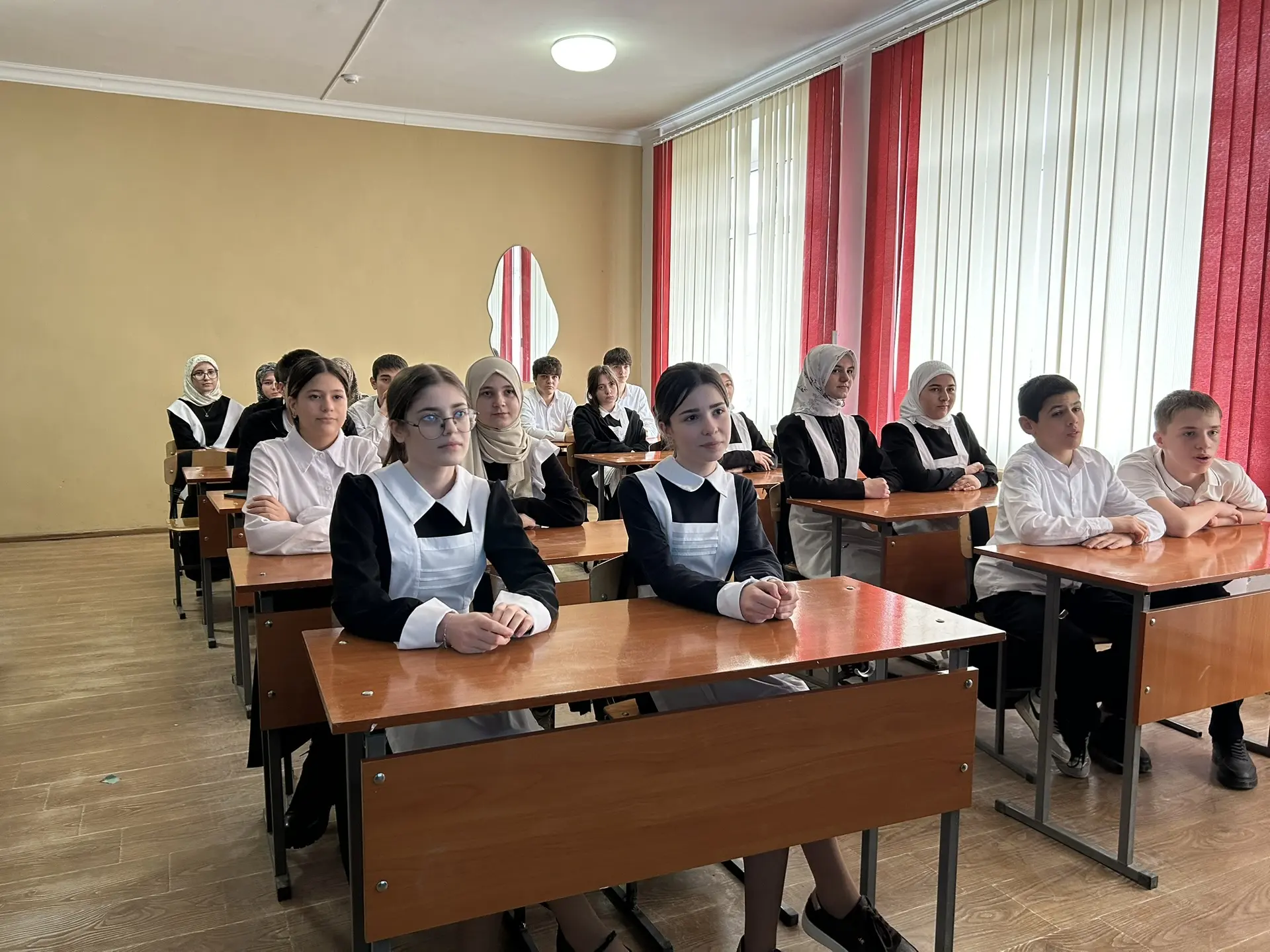С целью формирования у учащихся активной гражданской позиции и профилактики экстремистских действий 