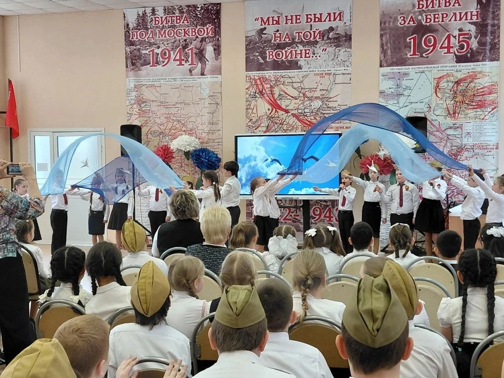 Сердца, полные гордости: Концерт, посвященный Дню Победы